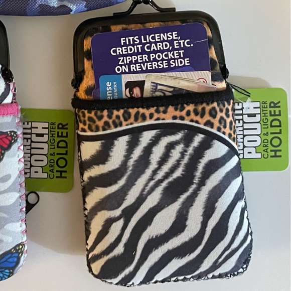 Cigarette case/holder with side zeppelin pocket and credit card slot - Picture 5 of 6